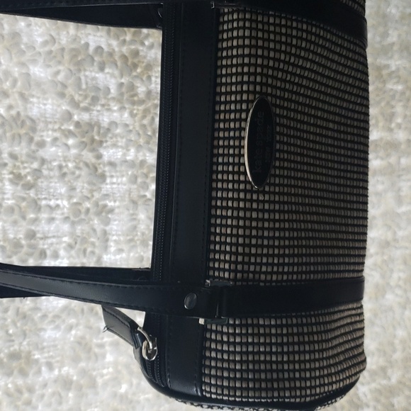 Kate spade new york vintage baguette purse cream beige and black shoulder bag - Picture 4 of 12